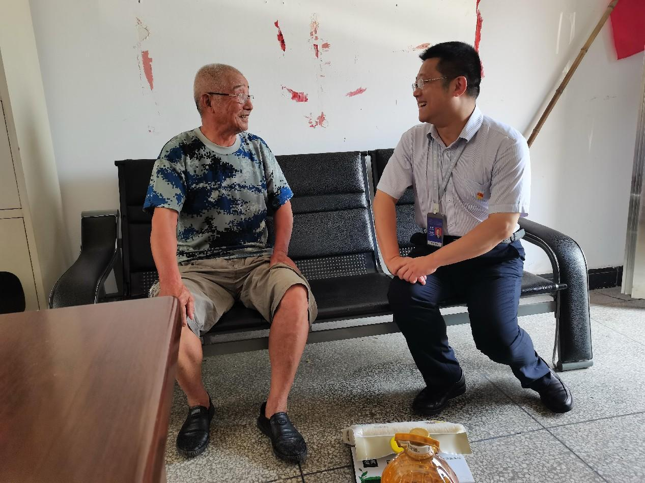 下基層察民情解民憂暖民心 | 公司領導深入幫扶村調研