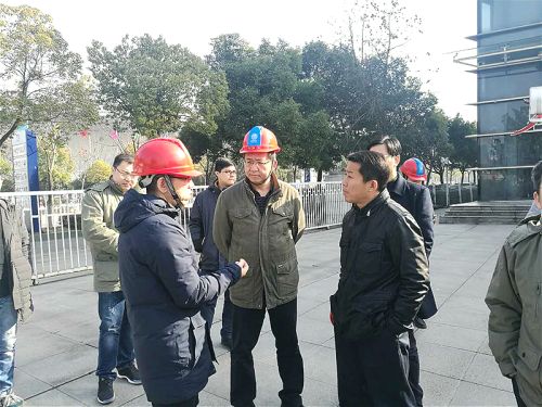 市供電公司區經信局調研體育中心軍運會場館供電保障工作
